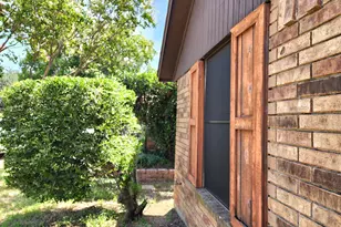 5820 Concord St, Watauga, TX 76148 - Photo 10