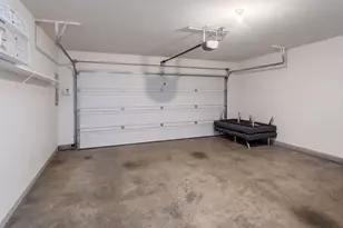 8772 Iron Horse Dr, Irving, TX 75063 - Photo 24
