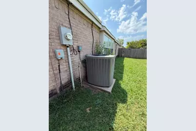 822 Breton Drive, Glenn Heights, TX 75154 - Photo 16