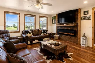 410 S Cleveland, Meridian, TX 76665 - Photo 2