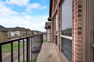 1908 Loma Linda Dr, Irving, TX 75063 - Photo 28