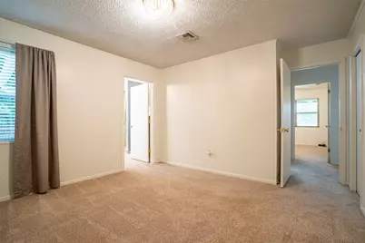 4620 E Holiday Estates Court, Granbury, TX 76049 - Photo 12