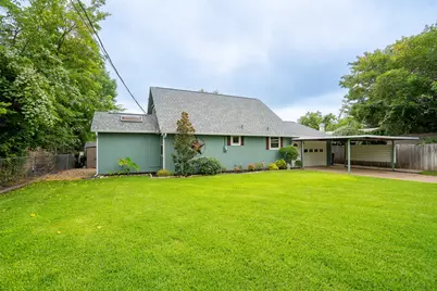 4620 E Holiday Estates Court, Granbury, TX 76049 - Photo 2