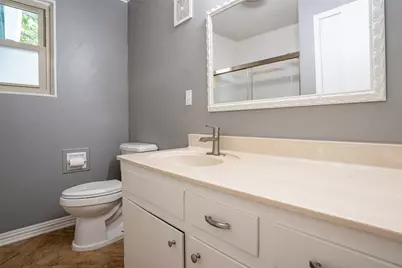 4620 E Holiday Estates Court, Granbury, TX 76049 - Photo 24
