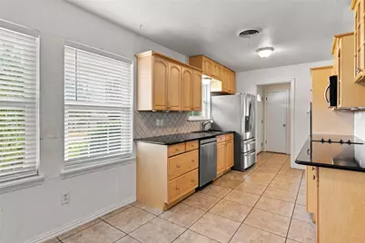 6816 Chickering Road, Fort Worth, TX 76116 - Photo 8