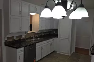 5525 Parliament Dr, Arlington, TX 76017 - Photo 12