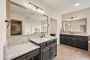 13450 Kira Ln, Justin, TX 76247 - Photo 16