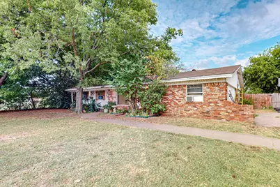 6801 Little Ranch Road, North Richland Hills, TX 76182 - Photo 4
