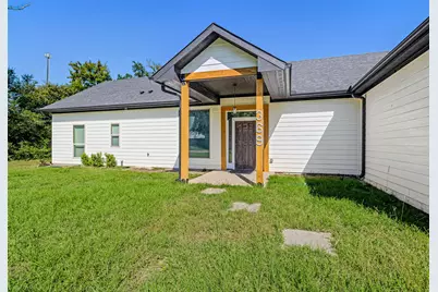 369 Pine Chase Street, Van, TX 75790 - Photo 2