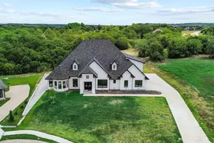 1107 Lily Ct, Grand Prairie, TX 75104 - Photo 1