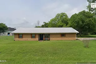 204 N Fulton St, Rice, TX 75155 - Photo 1