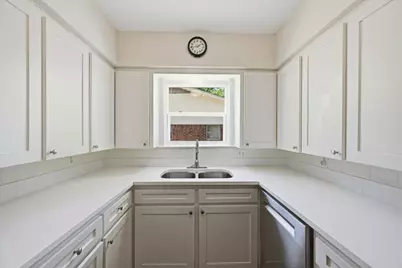 7413 Christopher Court, North Richland Hills, TX 76180 - Photo 18