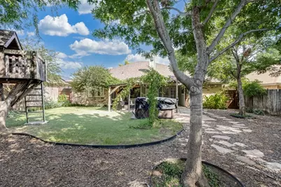 1145 W Hills Terrace, Saginaw, TX 76179 - Photo 30