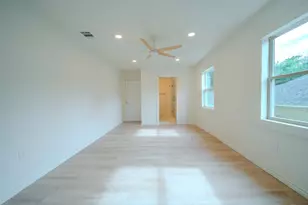 1140 Fair Oaks Dr, Irving, TX 75060 - Photo 12