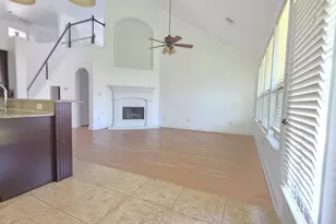 11516 Round Leaf Dr, Fort Worth, TX 76244 - Photo 8