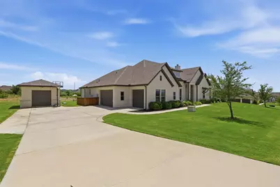7736 Laura Lake Lane, Fort Worth, TX 76126 - Photo 2