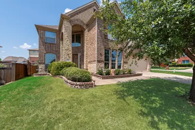 419 Aylesbury Drive, Roanoke, TX 76262 - Photo 2