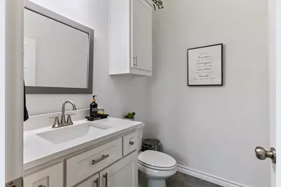 2646 Greenhurst Drive, Farmers Branch, TX 75234 - Photo 24