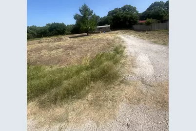 101 Brook Court, Springtown, TX 76082 - Photo 1