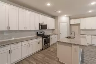 5917 Bellflower Dr, McKinney, TX 75071 - Photo 6