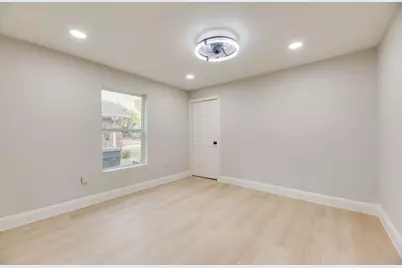 3703 Bertrand Avenue, Dallas, TX 75210 - Photo 4