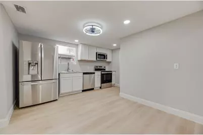 3703 Bertrand Avenue, Dallas, TX 75210 - Photo 8