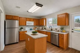1582 Brookstone Dr, Little Elm, TX 75068 - Photo 8