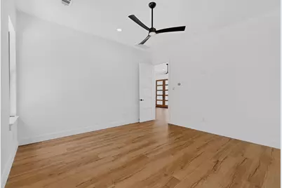 609 E Grove Street, Kaufman, TX 75142 - Photo 22