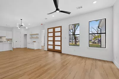 609 E Grove Street, Kaufman, TX 75142 - Photo 8
