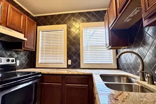 6006 Worth St, Dallas, TX 75214 - Photo 8