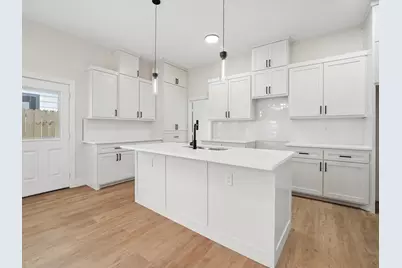 826 Stamps Avenue, Fort Worth, TX 76114 - Photo 12