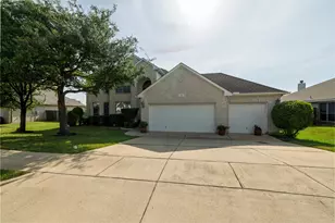 45 Beechcreek Dr, Edgecliff Village, TX 76134 - Photo 1