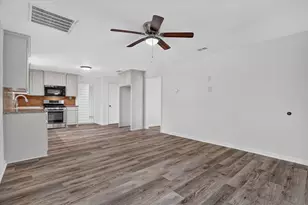 805 Houston St, Arlington, TX 76012 - Photo 6