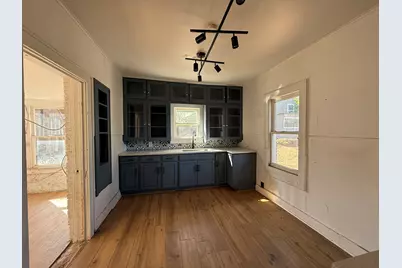 1910 Sayles Boulevard, Abilene, TX 79605 - Photo 4