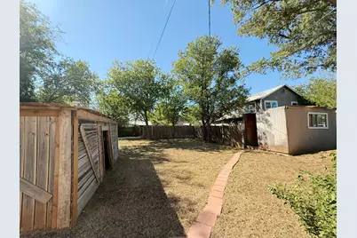 1910 Sayles Boulevard, Abilene, TX 79605 - Photo 18