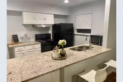 2703 Patricia Lane, Garland, TX 75041 - Photo 10