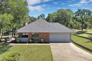 113 Cottonwood Ct, Hudson Oaks, TX 76087 - Photo 6