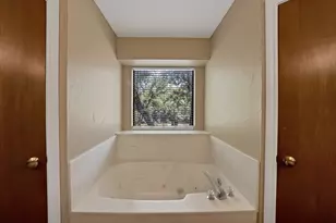 113 Cottonwood Ct, Hudson Oaks, TX 76087 - Photo 26