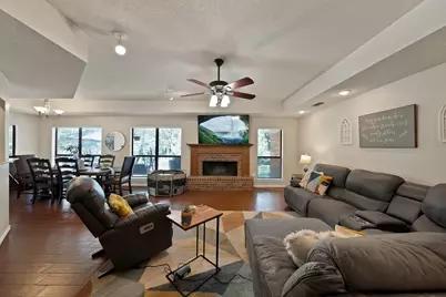 113 Cottonwood Court, Hudson Oaks, TX 76087 - Photo 20