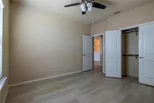 2813 Saddle Creek Dr, Fort Worth, TX 76177 - Photo 10