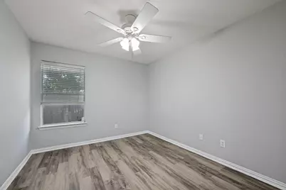1351 Clearwater Drive, Grand Prairie, TX 75052 - Photo 30