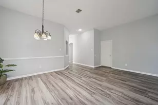 1351 Clearwater Dr, Grand Prairie, TX 75052 - Photo 18