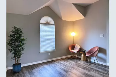 1351 Clearwater Drive, Grand Prairie, TX 75052 - Photo 2