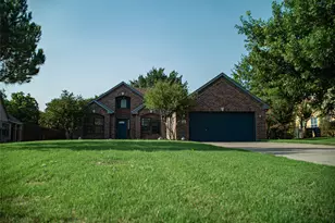2521 Glenn Ranch Dr, Burleson, TX 76028 - Photo 1