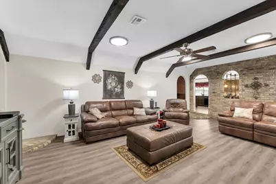 2534 S Robinson Drive, Robinson, TX 76706 - Photo 6