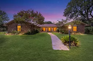 2534 S Robinson Dr, Robinson, TX 76706 - Photo 2
