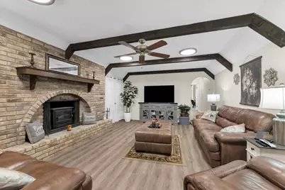 2534 S Robinson Drive, Robinson, TX 76706 - Photo 4