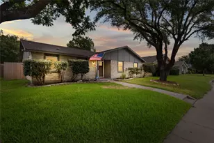 6219 Cedar Ln, Rowlett, TX 75089 - Photo 2