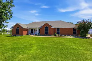 1328 Pierce Rd, Red Oak, TX 75154 - Photo 1
