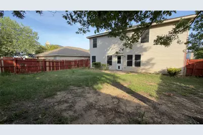 5356 Royal Birkdale Drive, Fort Worth, TX 76135 - Photo 18